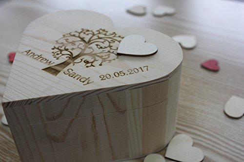 Rustikal Herz Form Hochzeit Holzbox Graviert Baum personalisiert Braut und Bräutigam Namen Hochzeit Gästebuch Herz Drop Box für Hochzeit Geschenke
