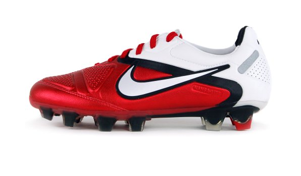 nike ctr360 maestri
