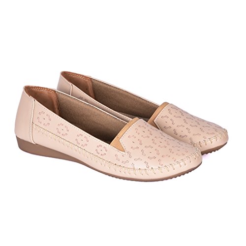 Women Slip-ons Bellies/Ballet Flats/Ballerinas for Daily/Casual/Festive/Ethinic Wear (NOTE:: If you have broad/wide feet than normal, we recommend you to buy one size larger. So, if you usually buy 37 EU, buy 38 EU. Otherwise buy as per your Standard Size only)