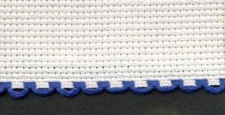 1 m Aida-Band, Farbe weiß mit blauem Rand, 10cm breit