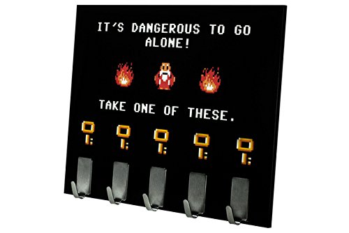 getDigital „Dangerous to go alone“ Schlüsselbrett - 2