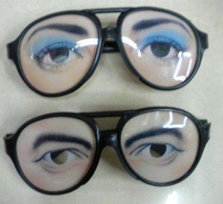 Brille mit Augen sortiert KEINE Auswahl möglich