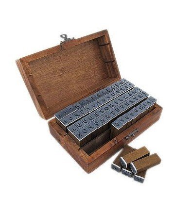 Alphabet- Nummern- und Symbolstempel aus Holz – 70 Stück in einer Vintage-Dose [version:x7.2] by DELIAWINTERFEL - 2