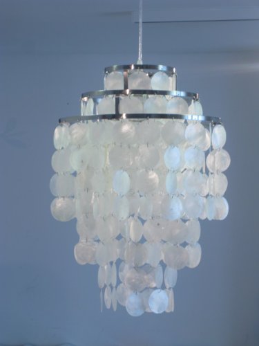 Preisvergleich Produktbild Muschellampe NEU - echte Perlmuttmuscheln - bereits am Kranz vormontiert