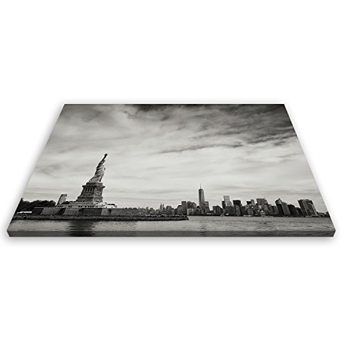 !!! SENSATIONSPREIS !!! ge-Bildet® Bild auf Leinwand MIT SOMMER RABATT fast kostenlos „Freiheitsstatue in New York – Schwarz Weiß“ Stadtbild Städtebild – 30×20 cm einteilig – direkt vom Hersteller aus Deutschland – Made in Germany - 3