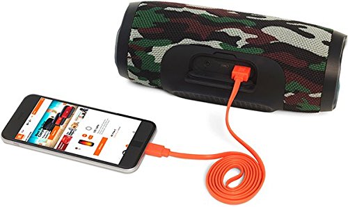 JBL Charge 3 Tragbarer Bluetooth-Lautsprecher (wasserdicht, mit 6000 mAh Power Bank und Freisprechfunktion) camo