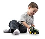 TOMY John Deere Spaß mit dem Traktor Spielset – Bauernhofset zum Spielen für drinnen und draußen – für Kleinkinder ab 12 Monate - 3