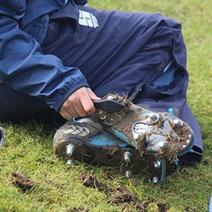 bootclaw CMW und Schlamm Schaber mit Rugby Ohrstecker Schlüssel - 5