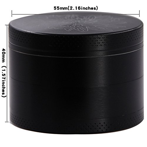 DCOU neue Design Premium Krautmühle mit Siebgrinder haltbare Zamak-Legierung Tabak Mahler Crusher Gewürze Schleifer mit Blumen auf dem Deckel Magnetisch Ø55mm 4-teilig Schwarz - 2