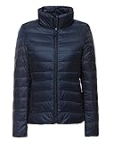 Ideal para actividades al aire libre como senderismo, escalada, viajes en primavera, otoño e invierno temprano.