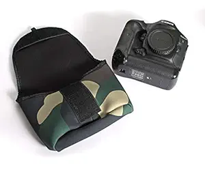 WildRoar Camera Body Pouch-Camo- Pro Size