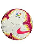 Nike; balón de fútbol; resistente