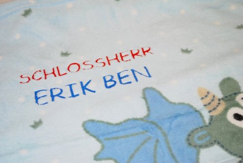 Wolimbo Flausch Babydecke mit Ihrem Wunsch-Namen und Motiv – personalisierte / individuelle Geschenke für Babys und Kinder zur Geburt, Taufe und Geburtstag – 75×100 cm für Mädchen und Jungen - 4