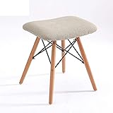 1 Superficie del asiento del taburete para un diseño de arco ergonómico para mayor comodidad.