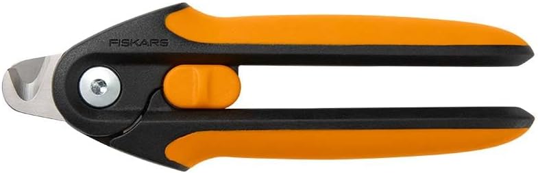 Fiskars Pet Büyük Tırnak Makası, Kedi ve Köpek Tırnak Makası, Yarı Dairesel Bıçak ve SoftGrip Emniyet Kilidi, 5.7 inç, Turuncu/Siyah