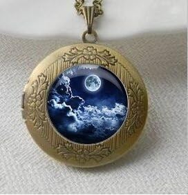 Night Sky Pendant,Full Moon Pendant Locket Necklace, Silver Plated pendant, Moon and Clouds Jewelry,Vintage Pendant Locket Necklace
