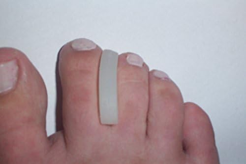 x4 FootTrek Soft Polymer Silicone Gel Toe Separator Protector Cushion Wedge Pads(3 sizes) (Medium) (Medium)