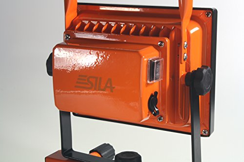 Sila Profi Work LED Arbeitsscheinwerfer Dimmbar 1800 Lumen 4200K (Kabellos) (min. 3h) – Akku Arbeitsleuchte 20W Lampe Partylicht Werkstattlicht Baustrahler Handscheinwerfer - 3