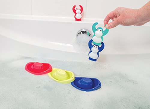 LUDI - Coffret de jeu d'eau pour s'amuser à l'heure du bain. Dès 10 mois. 3 gorilles rigolos qui aspergent, 4 bateaux et 4 verres gigognes percés. Une aide au développement de la dextérité - 40028 – Image 4