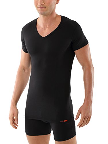 camiseta negra cuello pico