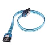 Conector recto en un extremo, conector de 90 grados en el otro