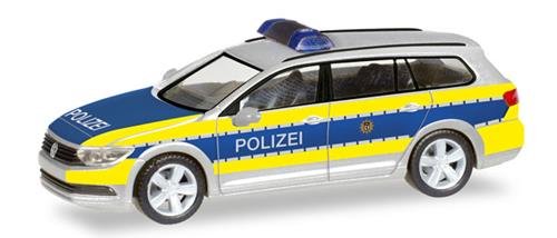Preisvergleich Produktbild Herpa – VW Passat Variant Polizei Berlin Modelle, 93569