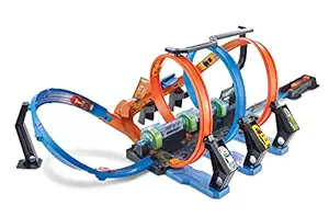 Hot Wheels Corkscrew Crash Track Set
