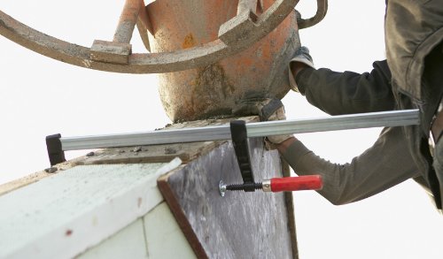 BESSEY Temperguss-Schraubknecht TGK80 mit bewährtem Holzgriff - 2