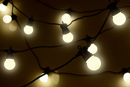 Lunartec Party-Lichterkette mit 20 weißen LEDs in Glühbirnenform, 9m, IP44 - 2