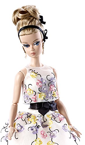 Imagen 1 de Barbie - Muñeca con Vestido (Mattel DGW56)