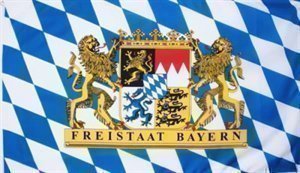 trends4cents BAYERN MIT LÖWENWAPPEN Bavaria Löwe Fahne, 250 x 150 cm