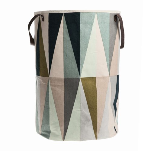 Ferm Living Wäschekorb Spear Laundry Basket aus 100 % Baumwolle mit Lederhenkeln