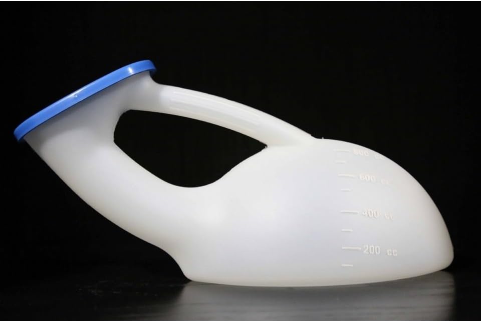 Bozkar Medikal Kapaklı İdrar Kabı, 800 ml, Unisex Hasta Ördeği, Ölçüm Skalası, Yıkanabilir, Beyaz