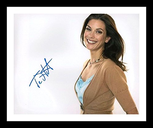 Preisvergleich Produktbild Teri Hatcher Autogramme Signiert Und Gerahmt Foto
