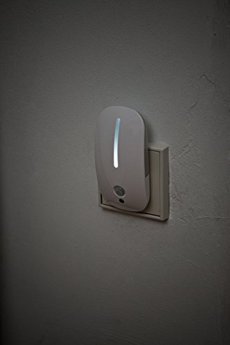 Brennenstuhl LED-Nachtlicht / sanftes Orientierungslicht mit Infrarot-Bewegungsmelder und Dämmungssensor für die Steckdose (mit Schalter) Farbe: weiß - 3