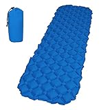 ➤ Ligero y compacto: Inflado mide 74,8 x 23,6, se adapta a la mayoría de las personas. Al estar almacenado tiene un tamaño pequeño de 7.8 x 3.5 pulgadas. Pesa sólo 400g/14oz, por lo que es ligera y compacta, más portátil y fácil de llevar que otras colchonetas autoinflables. La colchoneta inflable Chihee reduce el tamaño de su mochila y maximiza el tiempo de relajación.