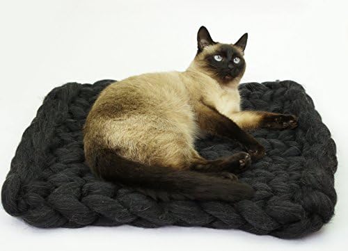 Pet bed, mat, rug. Natural and ecological wool. Handmade. Knitted. Free shipping. Cozy creative gift. (wool mat Black)