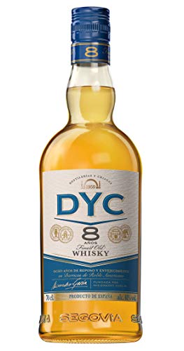 DYC 8A Whisky Nacional- 700ml