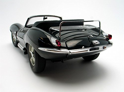 AUTOart Jaguar XK-SS 1956 Steve McQueen - 1:18