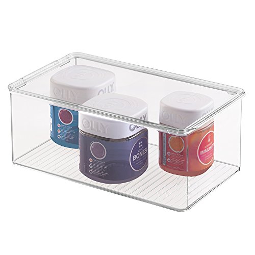 mDesign Aufbewahrungsbox mit Deckel - praktische verschließbare Acrylbox mit Deckel für die perfekte Ordnung im Badezimmer oder auch als Ordnungsbox im ganzen Haushalt - transparent