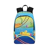 Zwei Haupt- und eine Fronttasche, Innenfutter mit Reißverschluss an der Vorderseite.