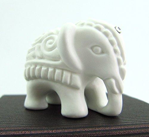 Deko Elefanten Figur, Mini-Elefant, MADE WITH SWAROVSKI® ELEMENTS, Deutsche Handarbeit, Glücksbringer, Geschenkidee Weihnachten Geburt, Taufe, Hochzeit, Geburtstag, als Gastgeschenk (cremeweiß seidenmatt) Deko Elefanten Figur, Mini-Elefant, MADE WITH SWAROVSKI® ELEMENTS, Deutsche Handarbeit, Glücksbringer, Geschenkidee Weihnachten Geburt, Taufe, Hochzeit, Geburtstag, als Gastgeschenk (cremeweiß seidenmatt)