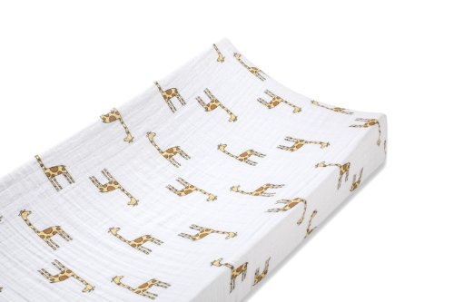 aden + anais Jungle Jam Giraffe Changing Mat Cover