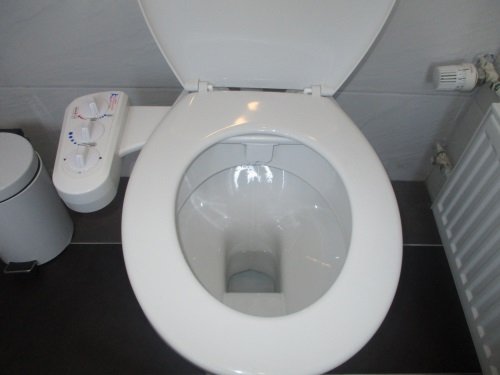 MIuWARefresh - Ducha-bidé 1600 para inodoros con agua caliente, para limpieza íntima