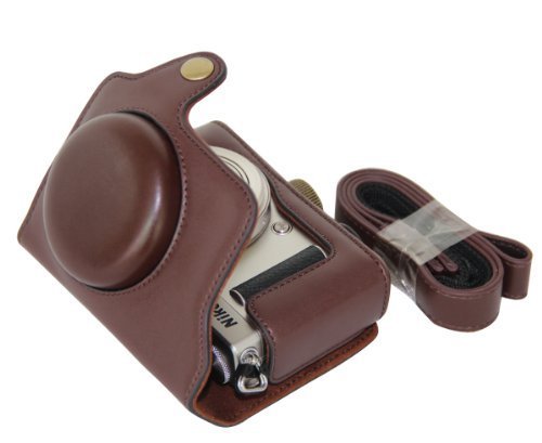 MegaGear Etui souple en cuir pour  Housse pour Nikon Coolpix A Appareils Photo Num  riques  Brun Fonc