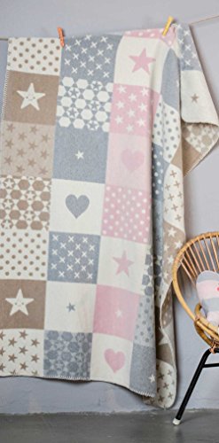 Fussenegger Baby-und Kinderdecke Mila Patch 100x150cm mit Ihrem Wunschnamen bestickt, personalisiert, ideales Geschenk zur Geburt, Taufe, Ostern und Weihnachten