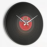 WARUM DISC'O'CLOCK? Weil wir die Ersten auf der Welt waren, die WANDUHREN mit geschnitzten SCHALLPLATTEN produzierten. Die jahrelange Erfahrung und die Sorgfalt, die wir in unsere Arbeit stecken, machen unsere Produkte zum BESTEN AUF DEM MARKT.