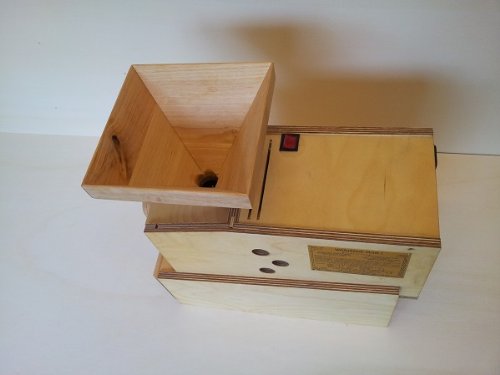 Getreidemühle WIDU Widukind Mod. I aus Birkenholz, kompakt - 5