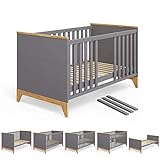 babybettwäsche  Dieses Bett begleitet Ihr Baby bis zum Kindes- und sogar Jugendalter. Auch später noch kann das Bett mit verkürzten Stirnseiten und ohne Gitter als modernes Juniorbett genutzt werden