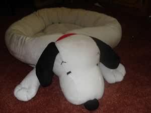 snoopy dog bed